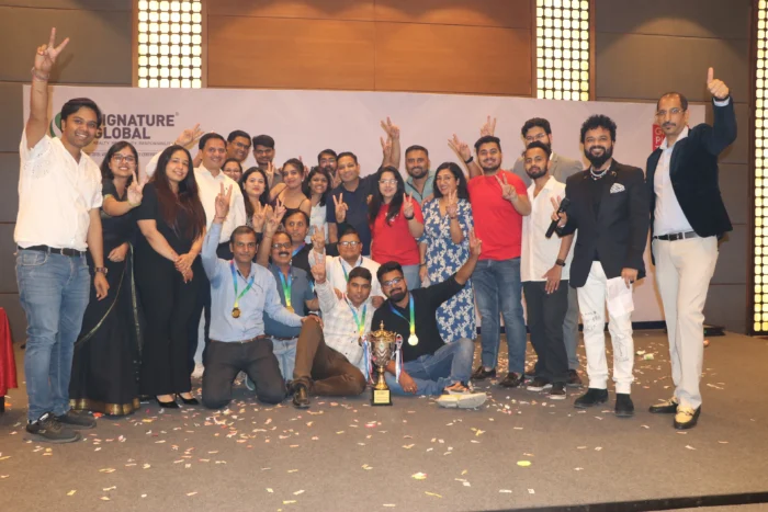 3FhIDYyBMq8pAdoP6SxGSg